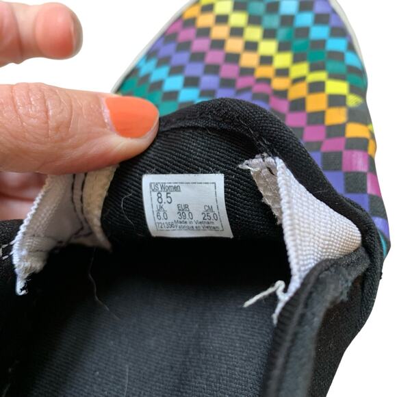 Vans Off the Wall Multicolor Rainbow Check Slip On Tennis Shoes - Picture 5 of 10